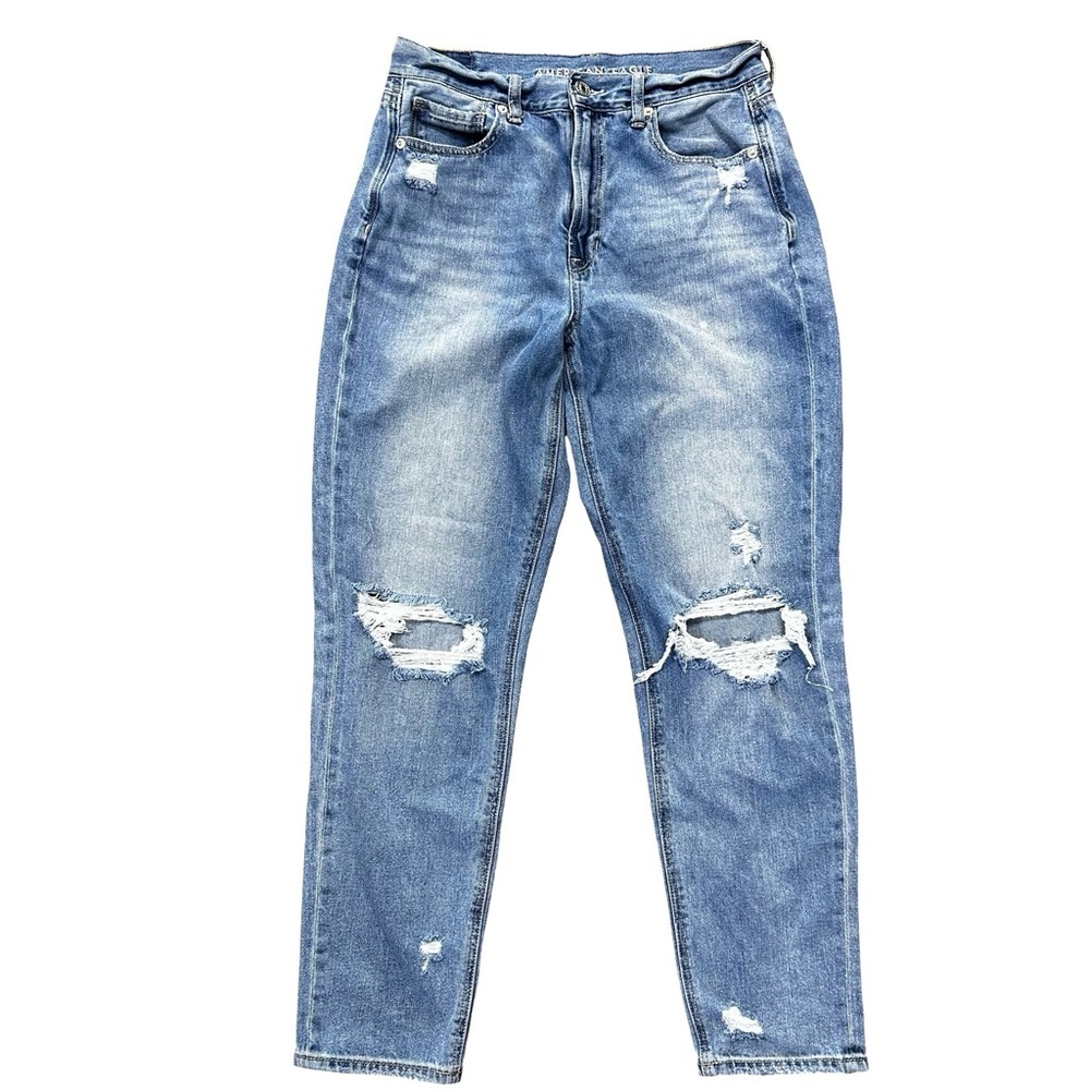 American Eagle Mom Jean Size 6 Distressed Ripped Comfy Cotton Denim Stretchy